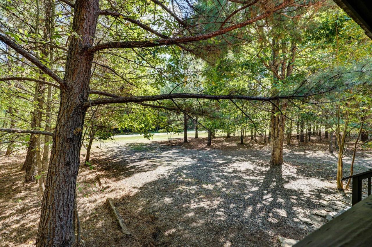 Private With Hot Tub And Gazebo! Broken Bow